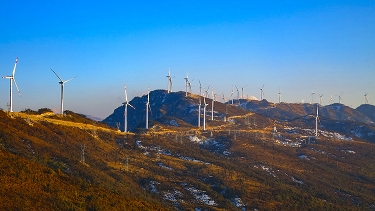 華能圍場(chǎng)朝陽灣風(fēng)電場(chǎng)主體工程100MW.JPG